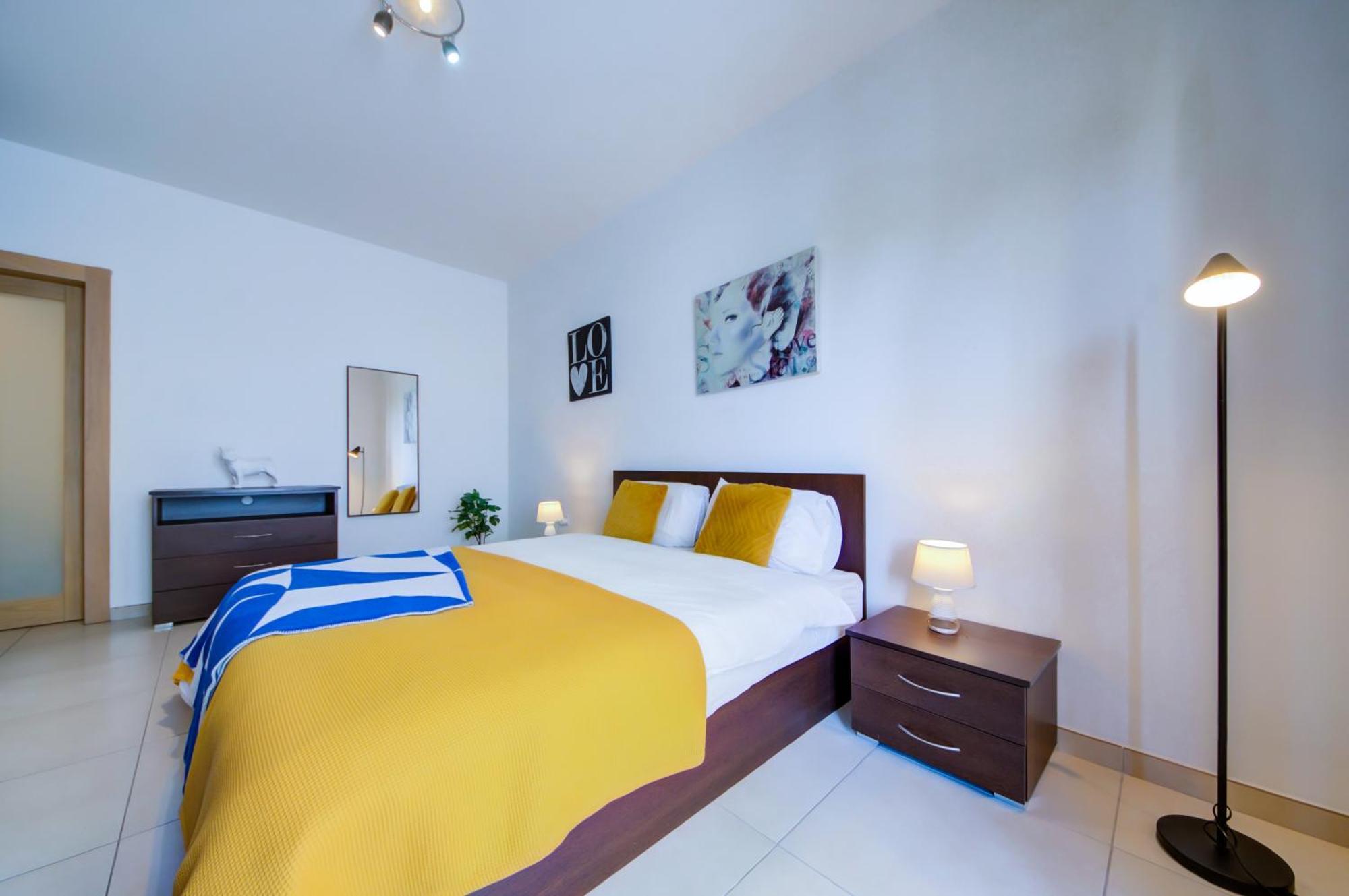 Prime Location, Modern Apartment In St Julian'S, Paceville, Apt 8 By Vaganza Saint Julian's Екстериор снимка