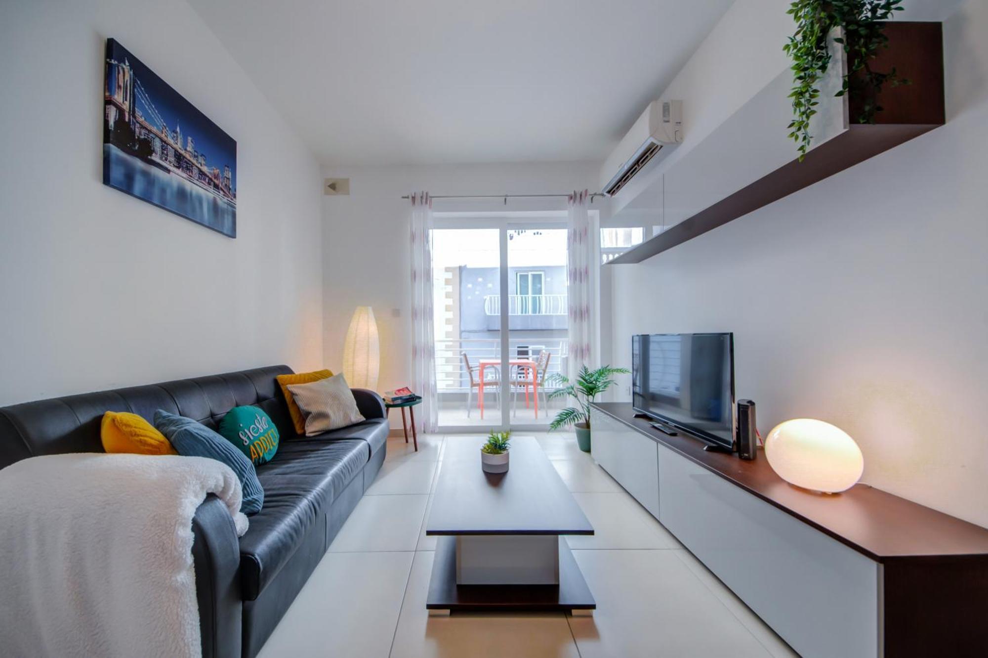 Prime Location, Modern Apartment In St Julian'S, Paceville, Apt 8 By Vaganza Saint Julian's Екстериор снимка