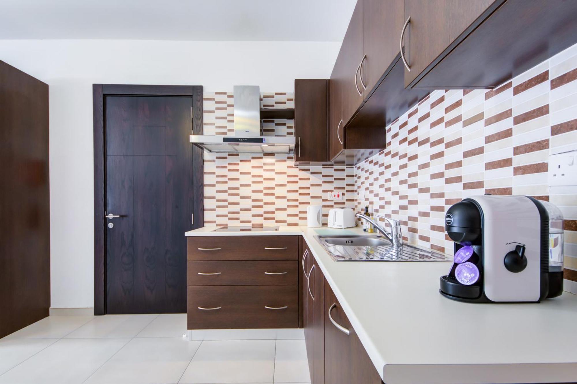 Prime Location, Modern Apartment In St Julian'S, Paceville, Apt 8 By Vaganza Saint Julian's Екстериор снимка